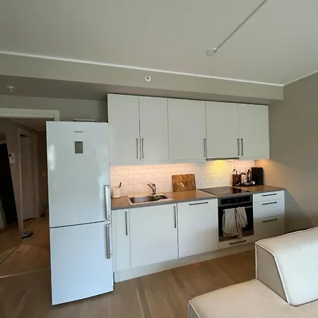 Lägenhet New, Cozy With Private Balcony *